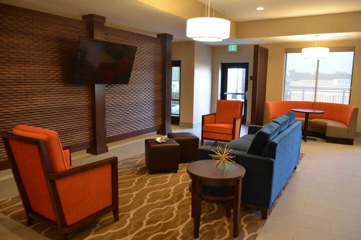 Comfort Suites Florence - Cincinnati South