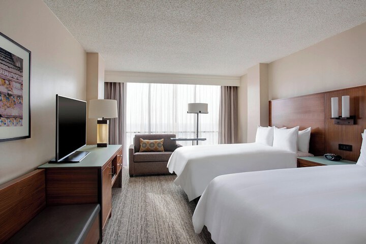 Room 21 of 53