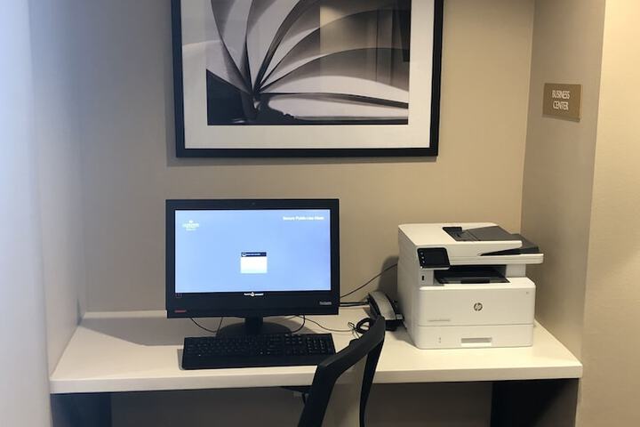 Business Center 12 of 12