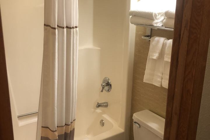 Room 42 of 57