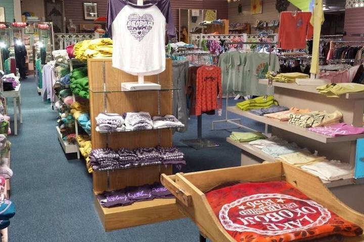 Gift Shop 9 of 15