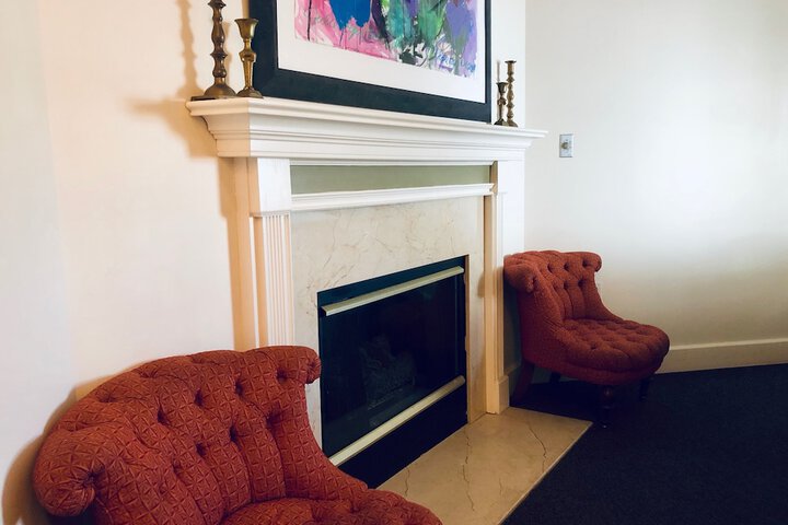Room 6 of 21