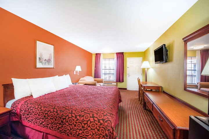 Room 17 of 17