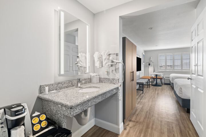 Hotel Skye SFO