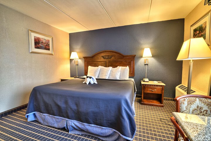 Room 20 of 34