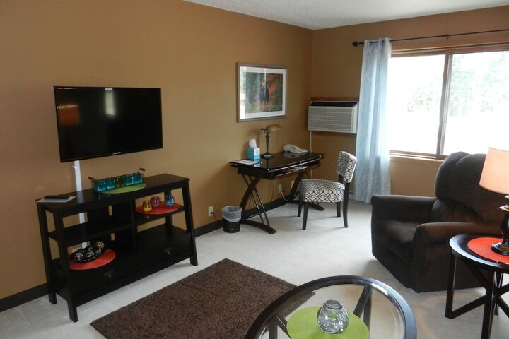 Room 7 of 28