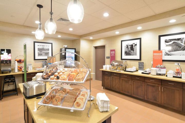 Hampton Inn & Suites Menomonie-UW Stout