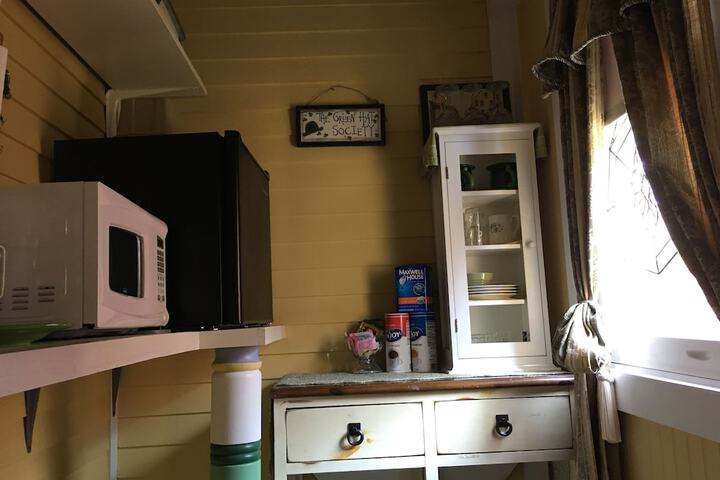 Room 40 of 289