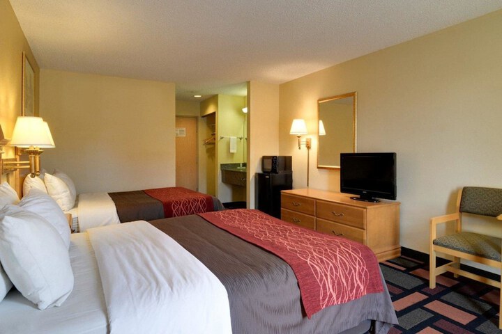 Room 12 of 21