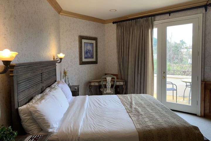 Room 44 of 56