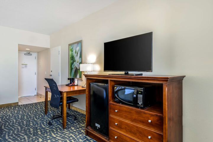 Room 10 of 55