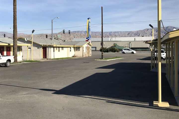 Property Grounds 27 of 29