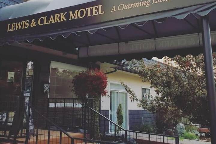 Hotel 3 of 45