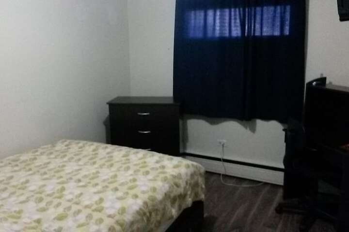 Room 15 of 28