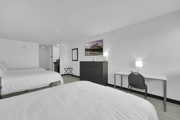 Room 20 of 31
