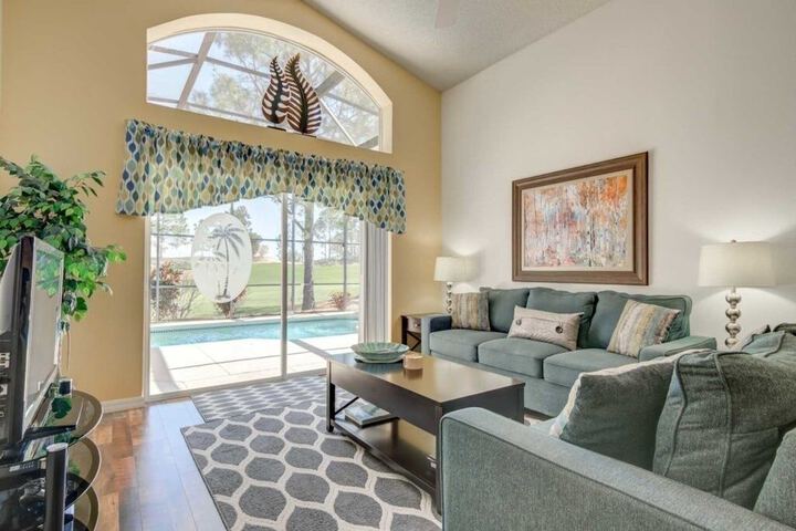 Private Pool in Gated Resort! 4 Bedroom Home by RedAwning