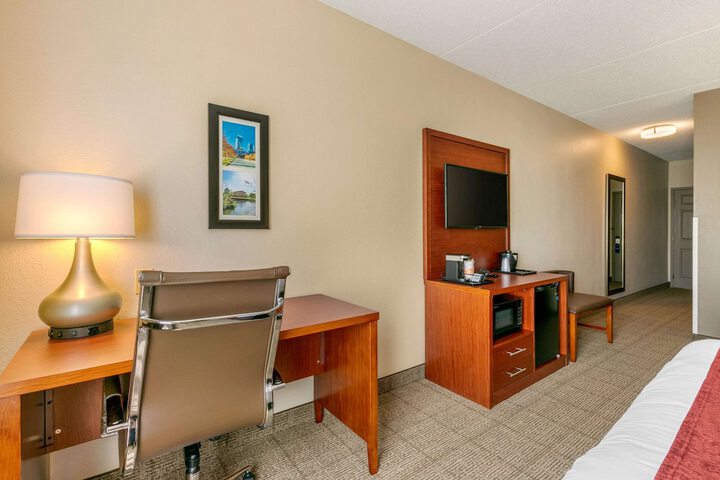 Room 18 of 34
