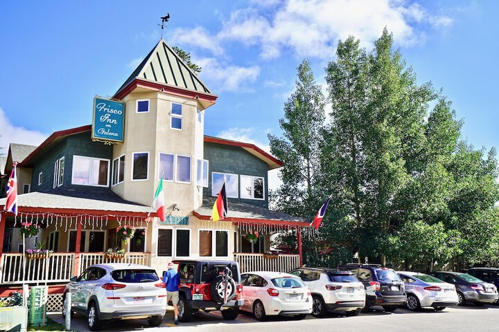Hotel 5 of 99