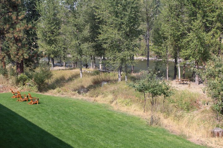 Methow River Lodge & Cabins