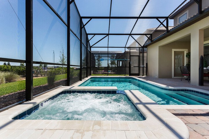 Pool 6 of 43