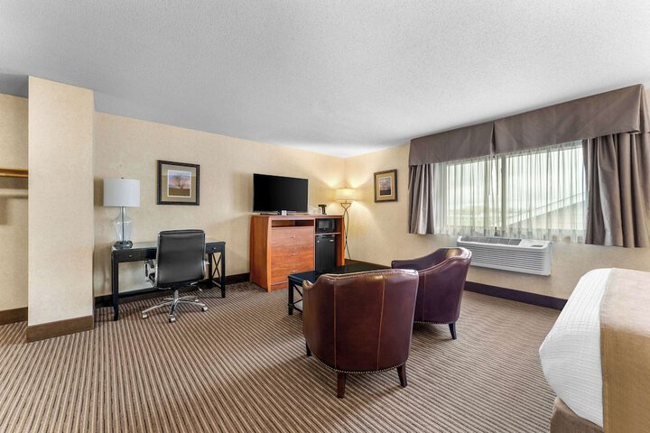 Room 22 of 38