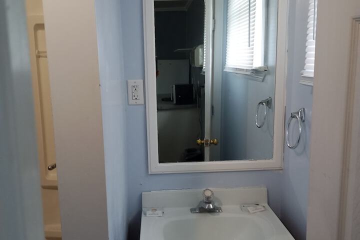 Room 15 of 19