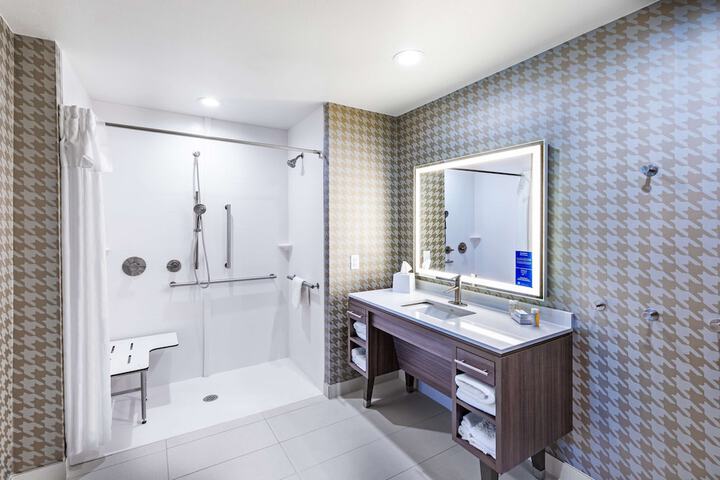 Home2 Suites by Hilton Midland East