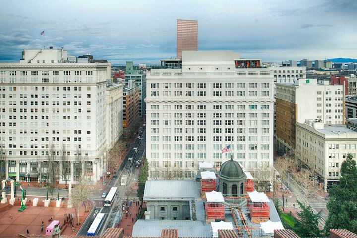 The Duniway Portland a Hilton Hotel