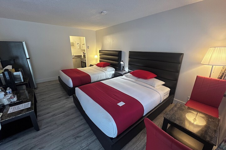 Room 16 of 21