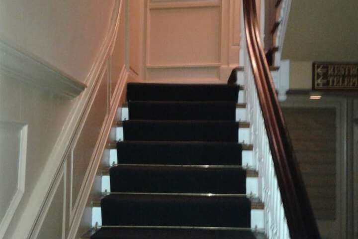 Room 33 of 42