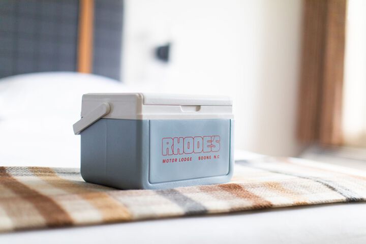 Rhodes Motor Lodge