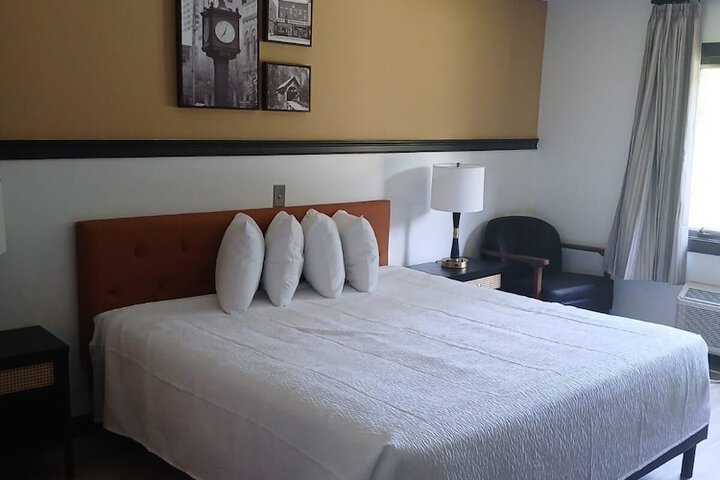 Hotel Vervana Trademark Collection by Wyndham