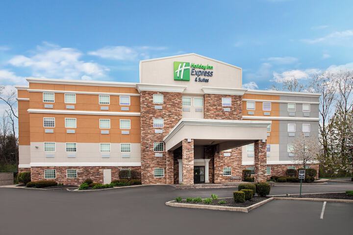 Hotel 2 of 50