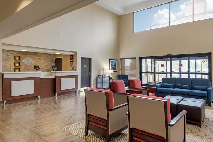 Comfort Suites Lafayette University Area