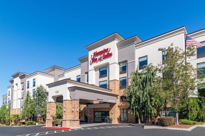 Hampton Inn & Suites Tacoma / Puyallup