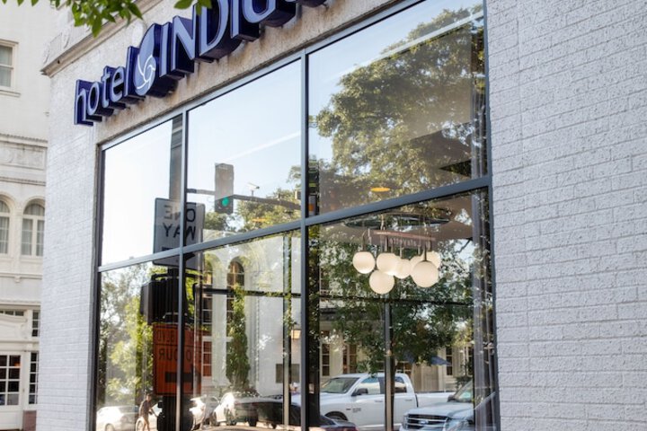 Hotel Indigo Baton Rouge Downtown by IHG