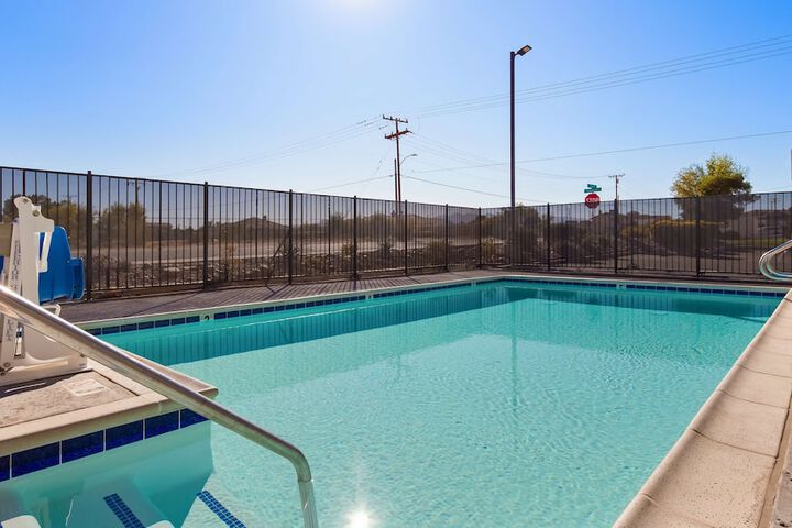 Pool 3 of 24