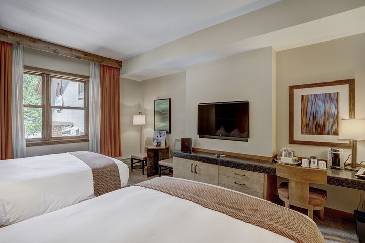 Room 205 of 242
