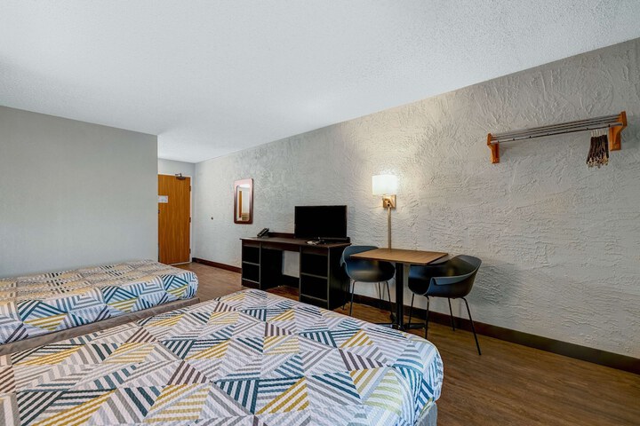 Motel 6 Elk Grove Village IL - OHare
