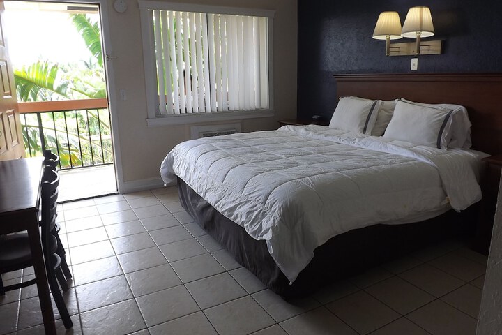 Room 20 of 36