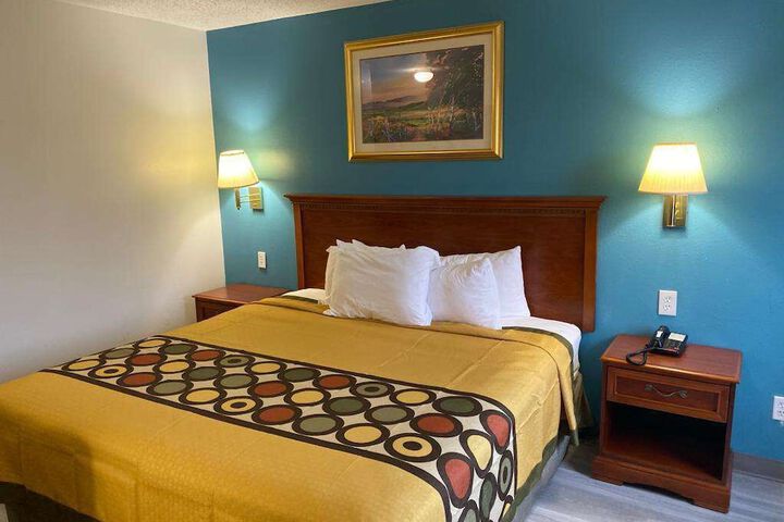 Americas Best Value Inn West Frankfort