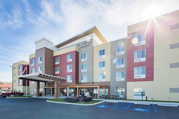 Hotel 2 of 35