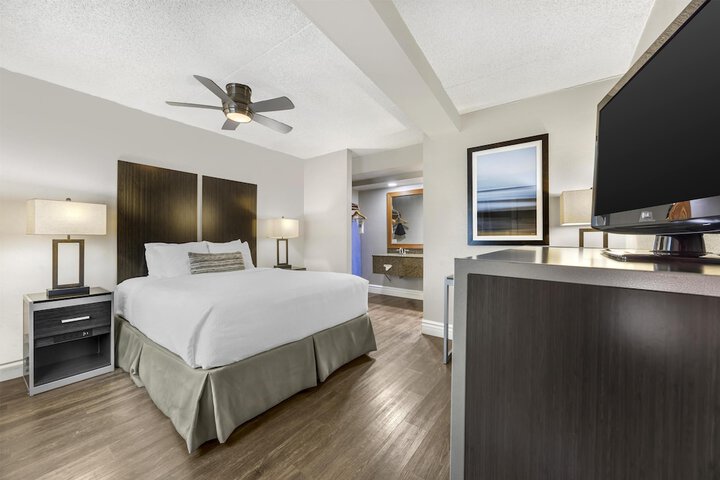 Best Western Pier Point Inn