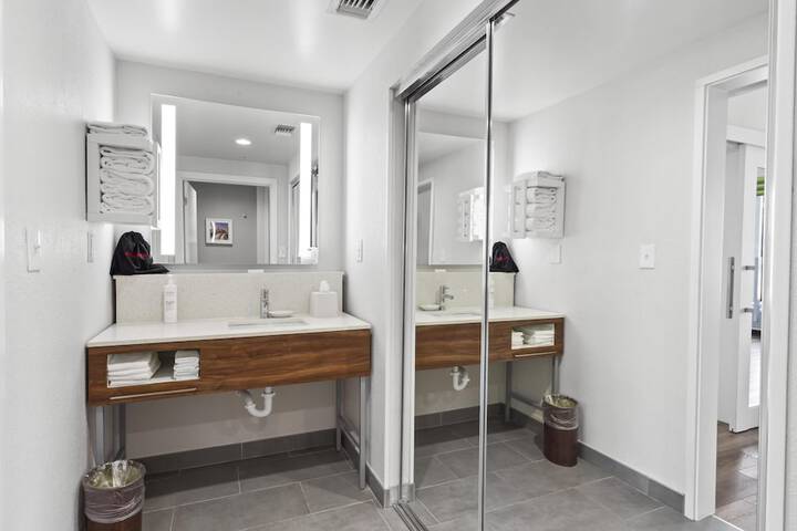 Hampton Inn Houston-Pearland