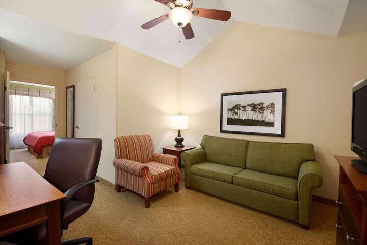 Room 9 of 14