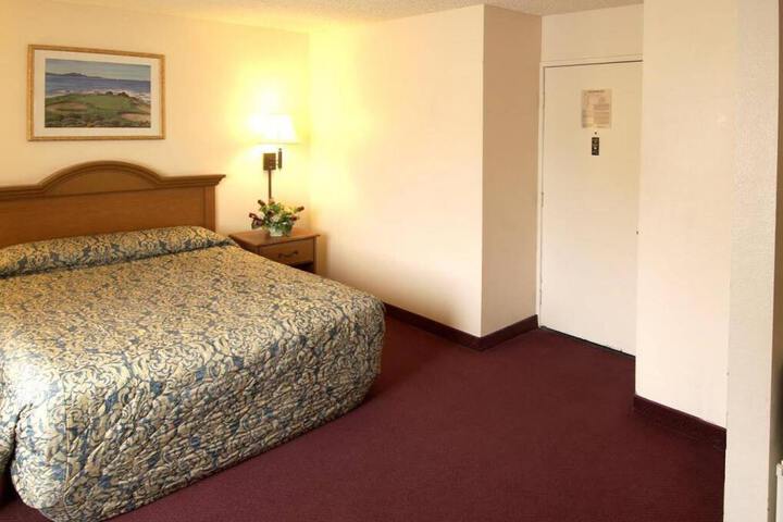 STARLIGHT INN