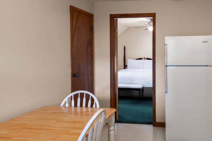 Room 53 of 78