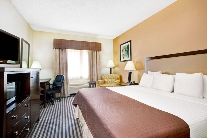 Room 21 of 36