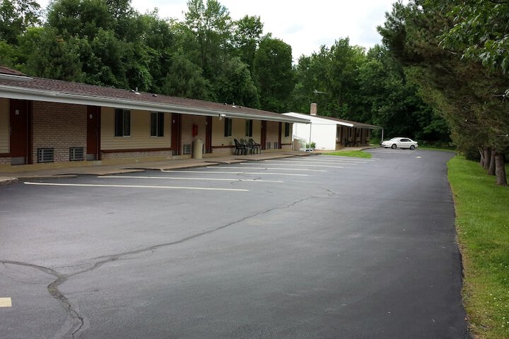 Budget Inn Fairport