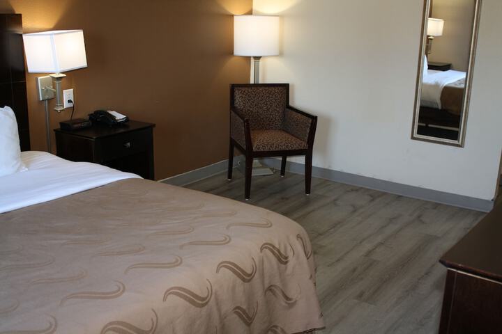 Room 90 of 129